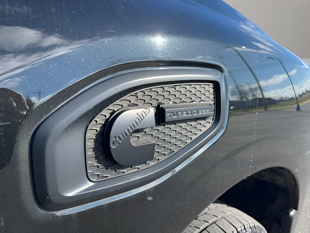 2018 Nissan TITAN XD SL Diesel