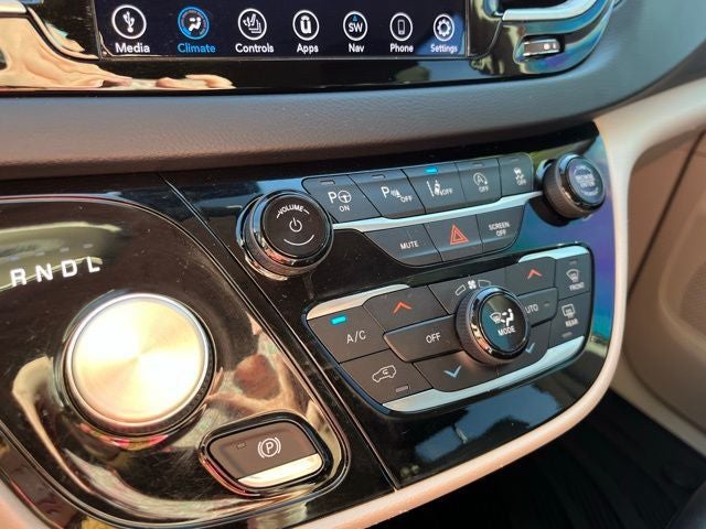 2020 Chrysler Pacifica Touring L Plus