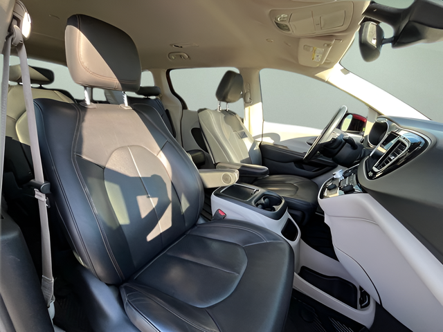 2020 Chrysler Pacifica Touring L Plus