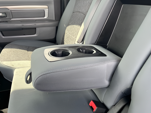2018 RAM 1500 Big Horn Crew Cab 4x4 5'7' Box