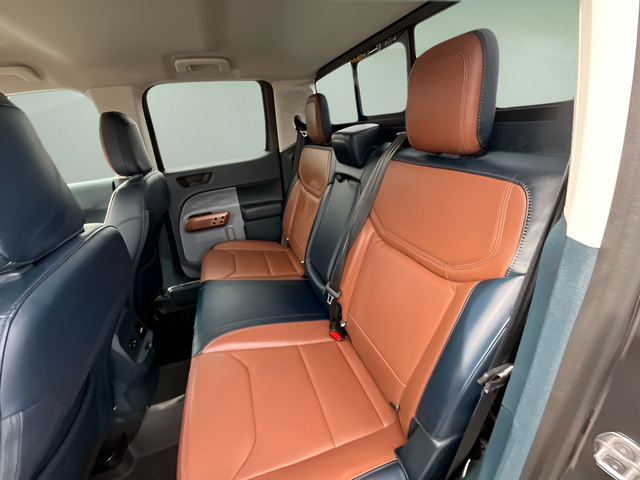 2022 Ford Maverick XL