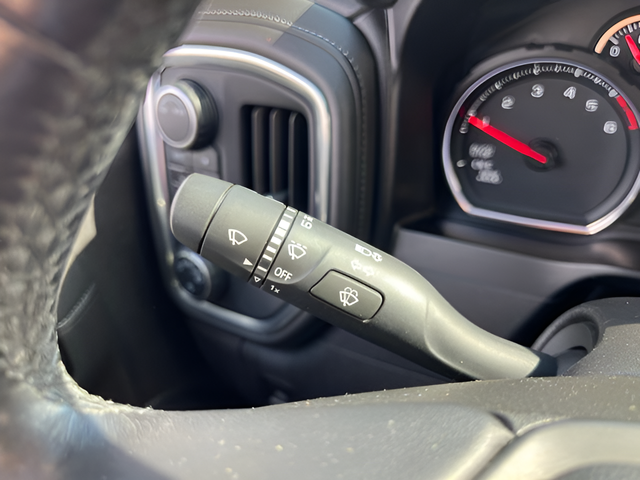 2020 Chevrolet Silverado 1500 4WD Crew Cab Short Bed RST