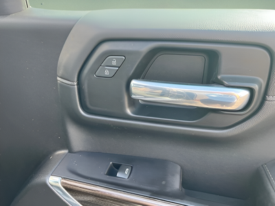 2020 Chevrolet Silverado 1500 4WD Crew Cab Short Bed RST