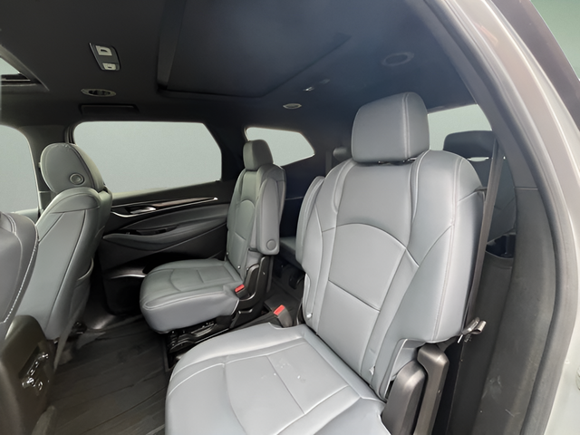 2023 Buick Enclave Essence FWD