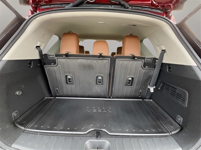 2023 Nissan Pathfinder Platinum 4WD