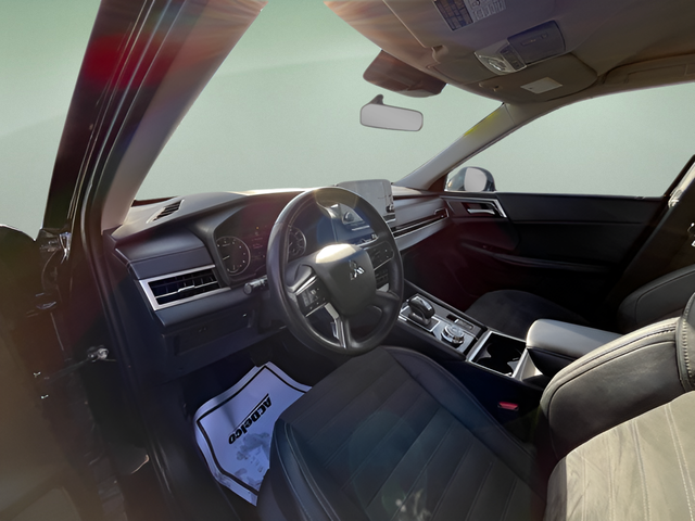 2023 Mitsubishi Outlander SE 2.5 2WD